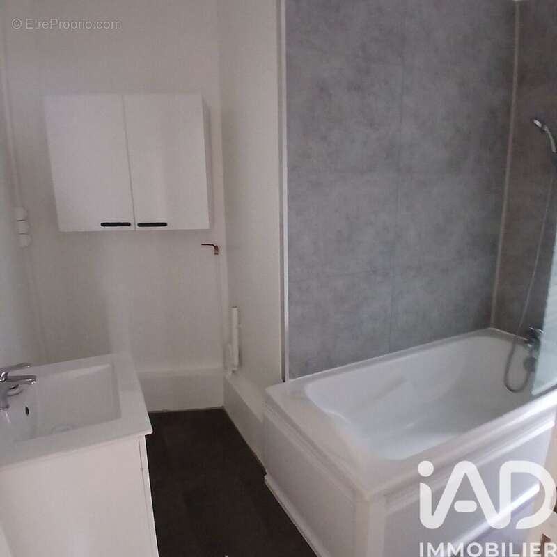 Photo 6 - Appartement à VALENCIENNES
