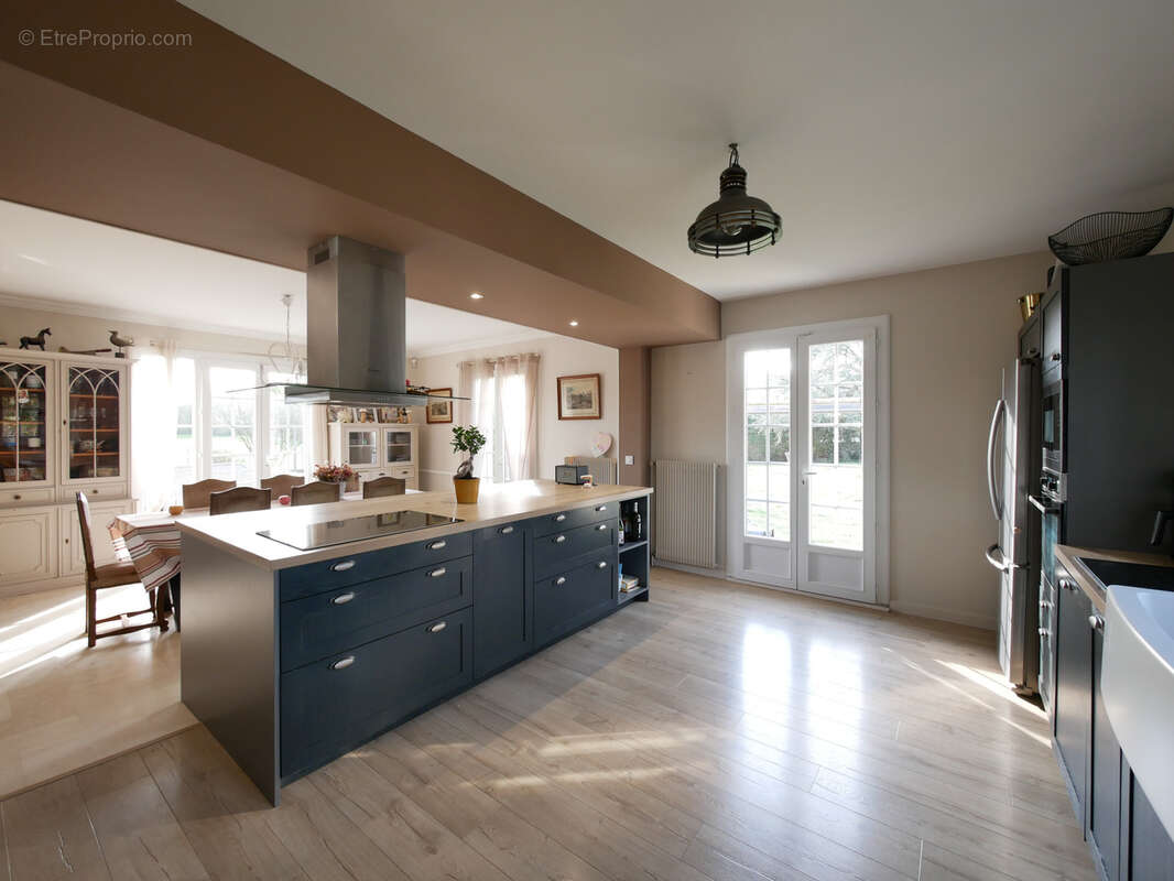 Maison à ROUSSILLON