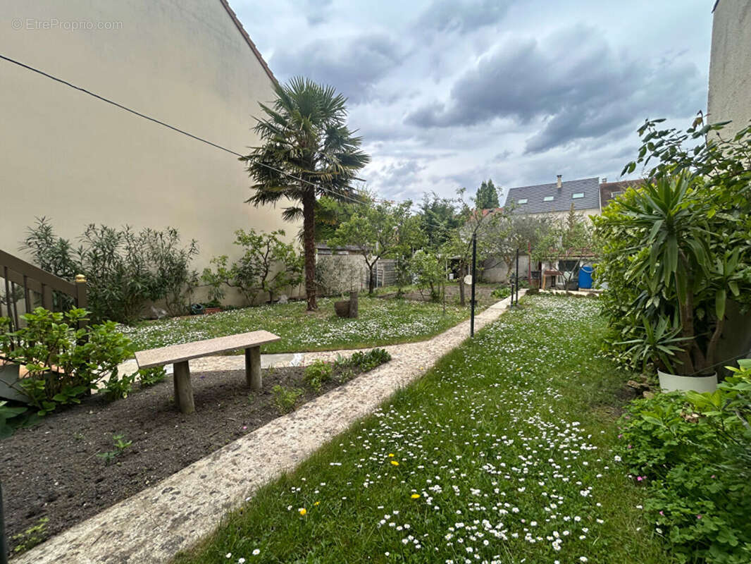 Maison 141m² à nanterre - photo 2