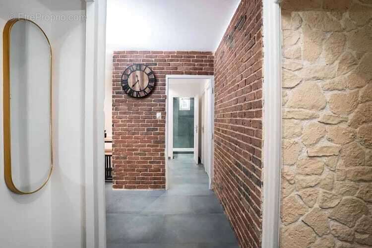 Appartement à AMBILLY