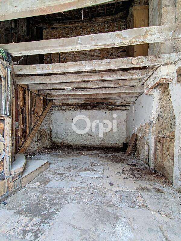 Maison à ROCHES-BETTAINCOURT