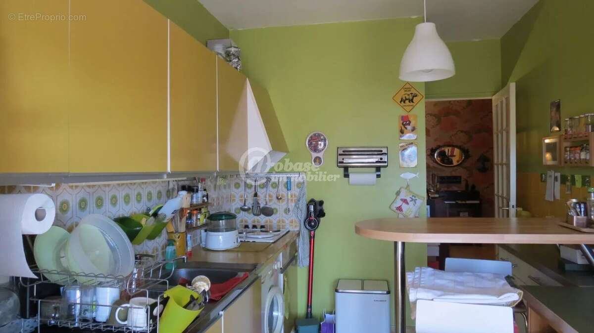 Appartement à MARSEILLE-5E