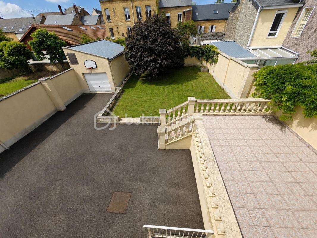 Maison à CHARLEVILLE-MEZIERES