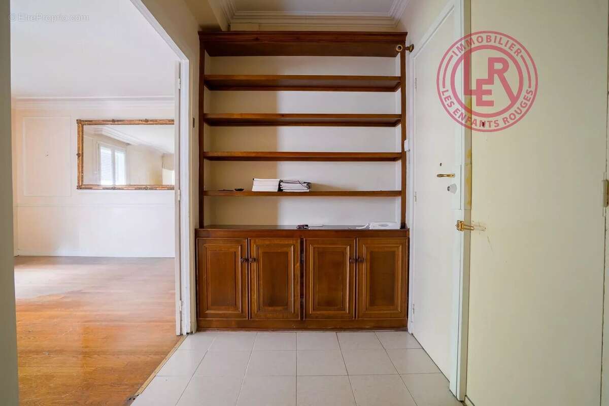 Appartement à PARIS-10E