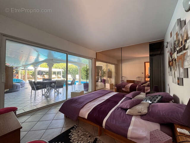 Villa d'exception 7 pieces de 192 m2 avec piscine a toit ouvrant a puget-sur-argens - photo 6