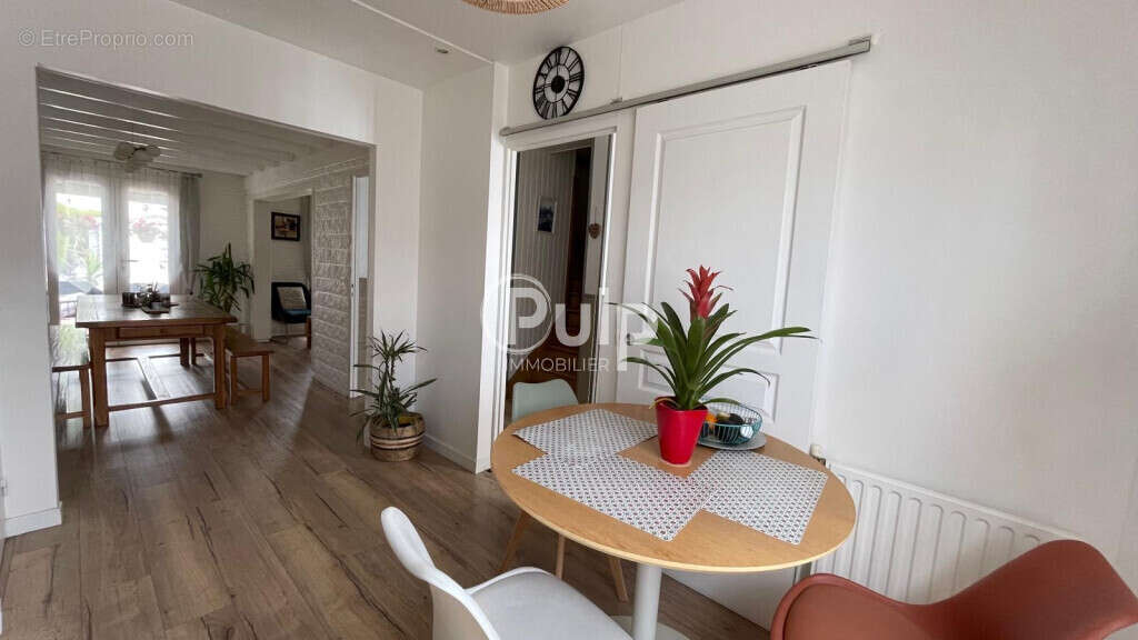 Maison à SALLAUMINES