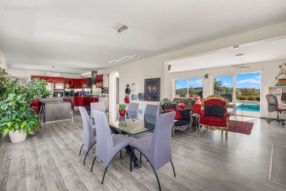 Photo 7 - Maison à LUZINAY