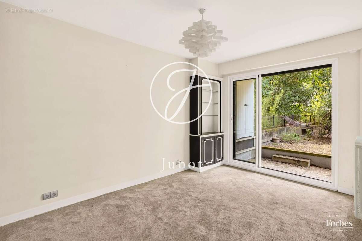 Appartement à LE VESINET