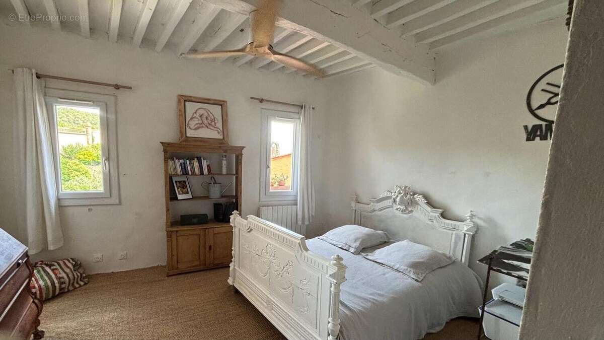 Maison 127 m² à Cotignac  - photo 6