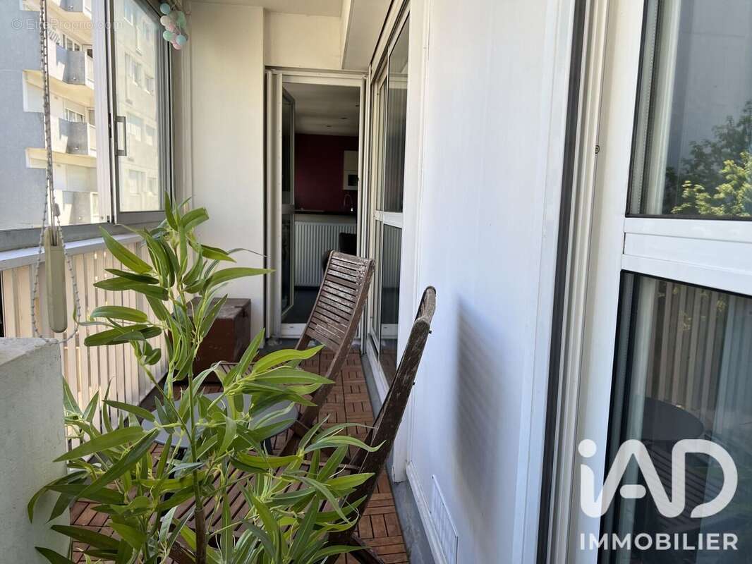 Appartement 71 m² à Plaisir  - photo 4
