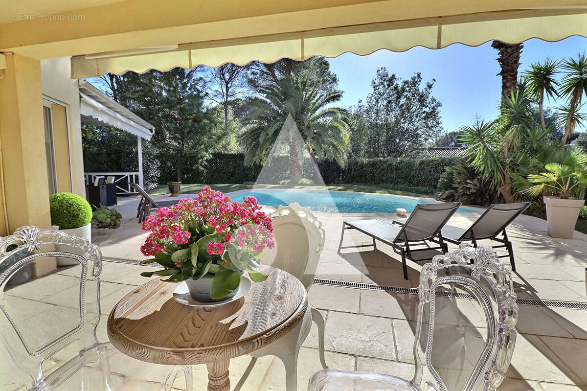 Maison à SAINT-RAPHAEL