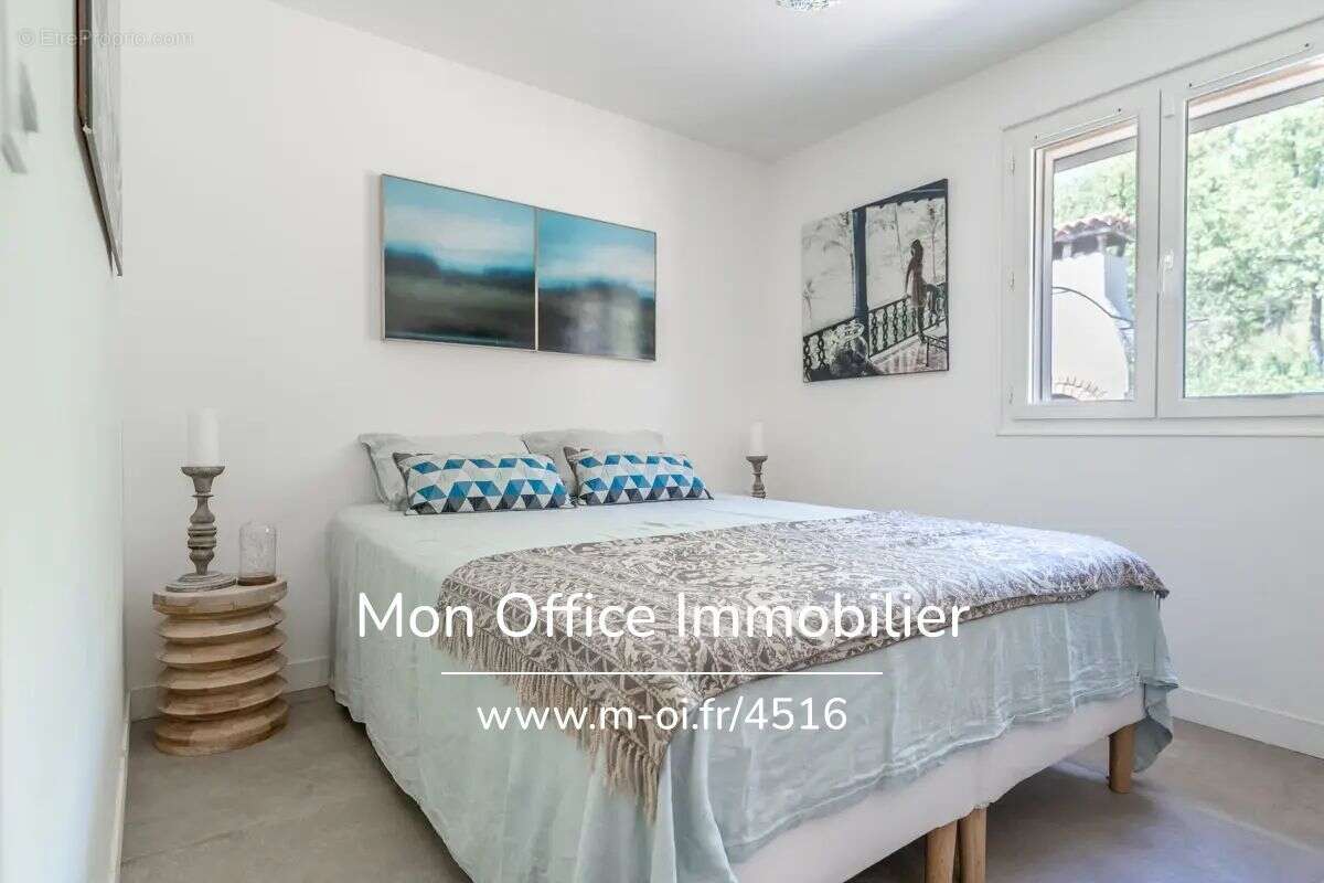 Maison à POURRIERES