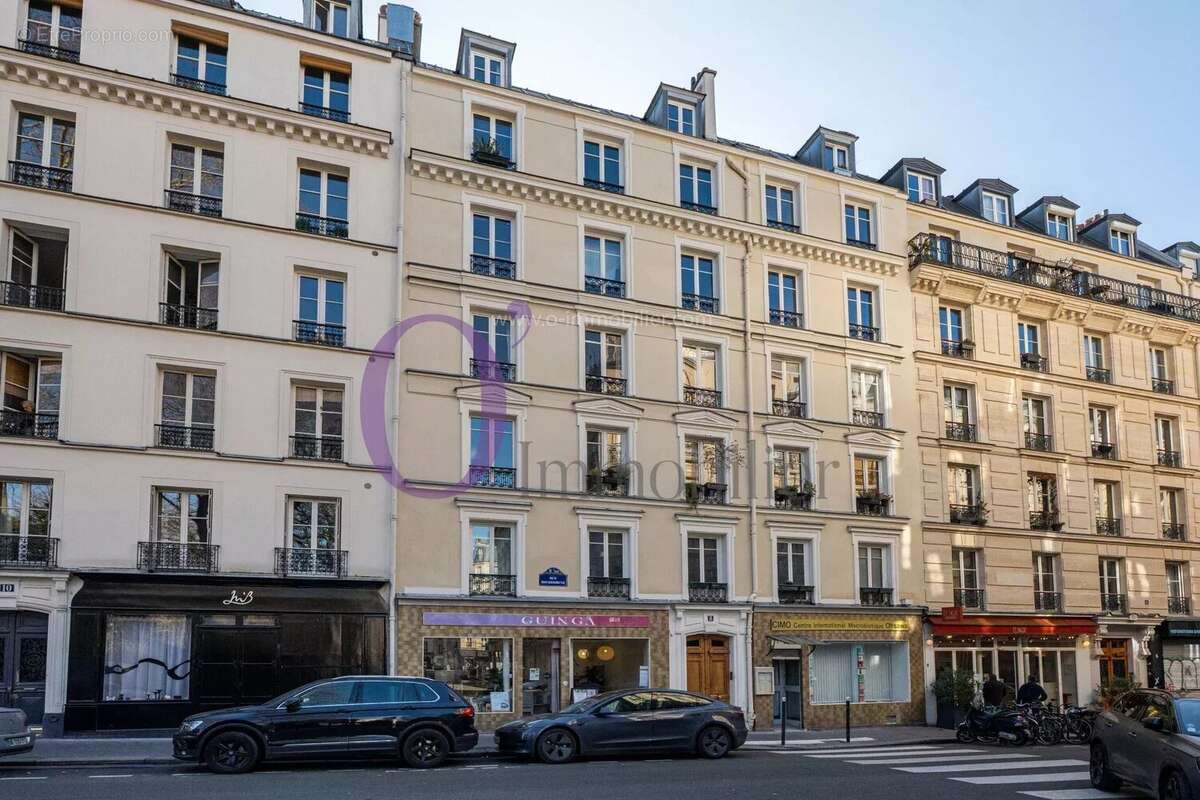 Appartement à PARIS-11E