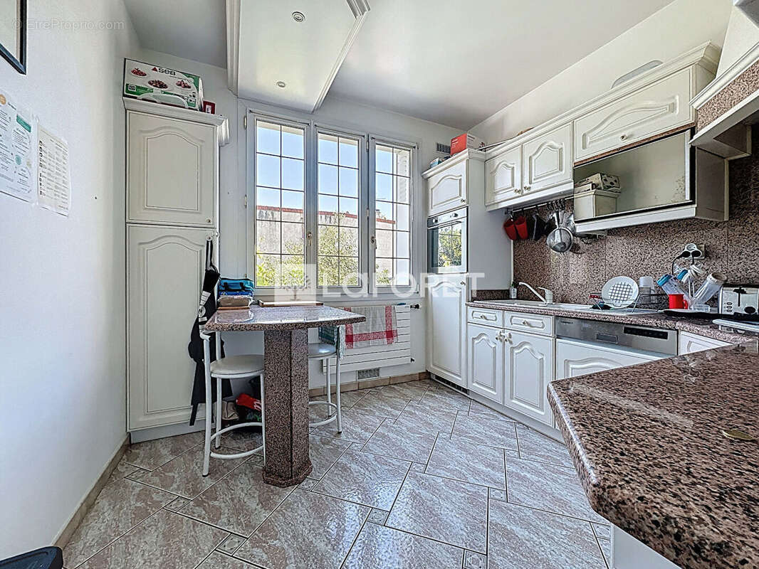 Maison à CHAMPIGNY-SUR-MARNE