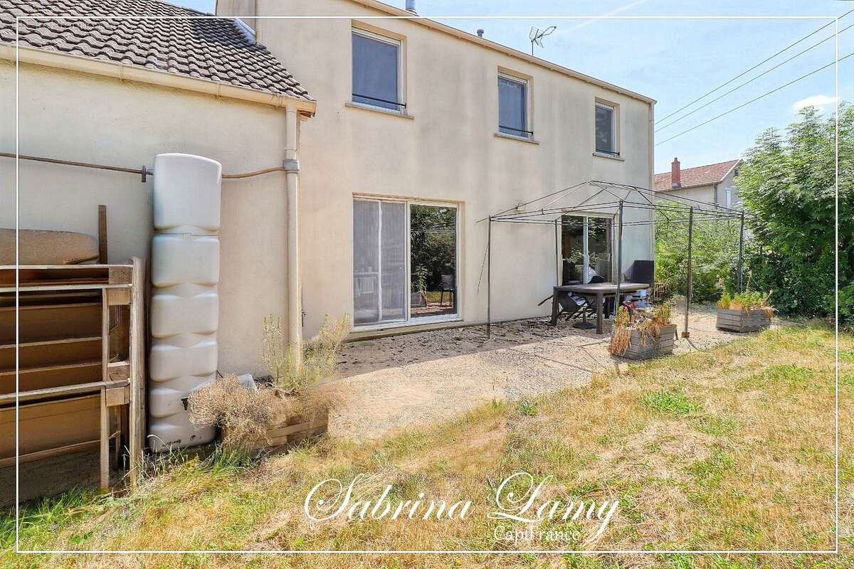 À vendre – Pavillon familial de 139 m² à Épernay – Construction 2009 - Garage et Jardin - photo 20