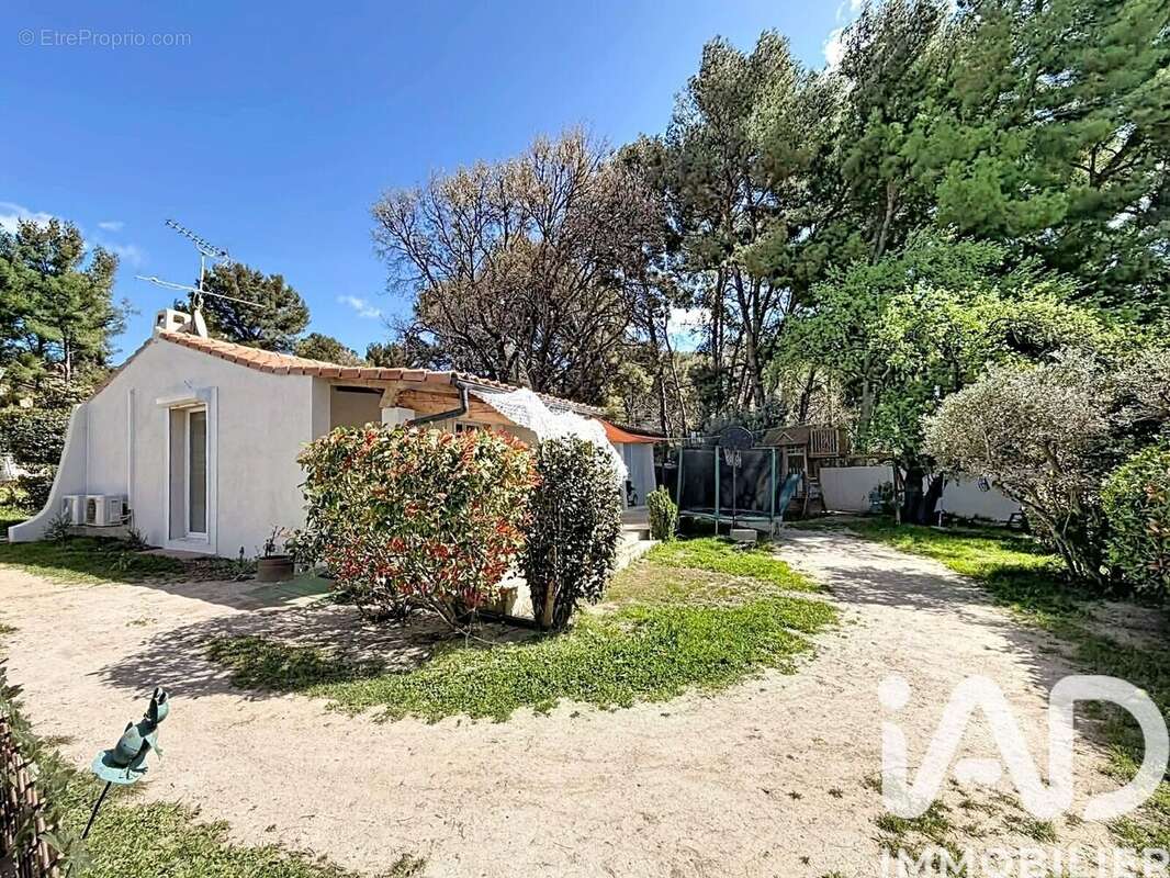 Photo 2 - Maison à VITROLLES