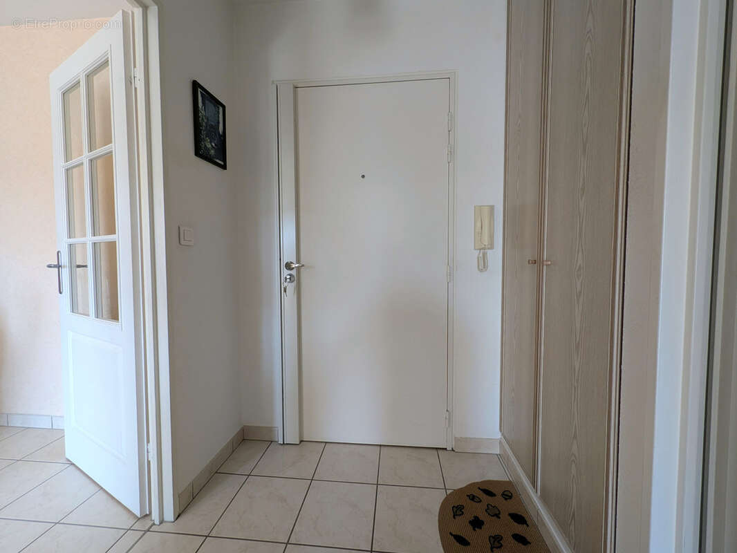Appartement à JARVILLE-LA-MALGRANGE