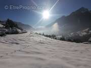 Terrain à LE PETIT-BORNAND-LES-GLIERES