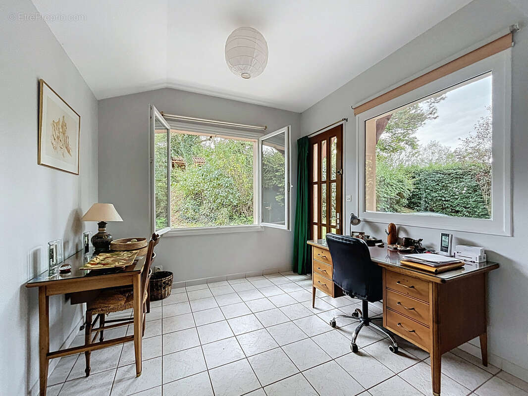 Maison à FRANCHEVILLE