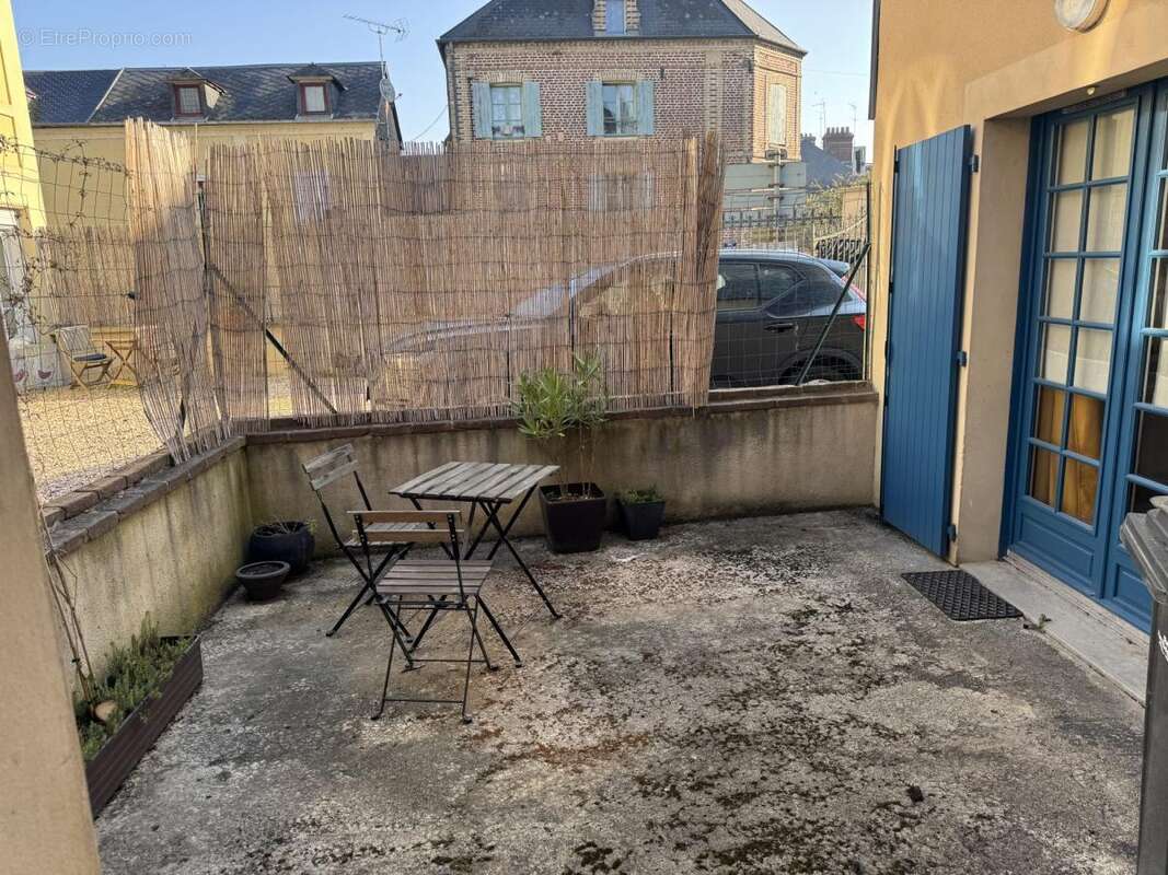 Maison 105 m² à Pont-L'eveque  - photo 6
