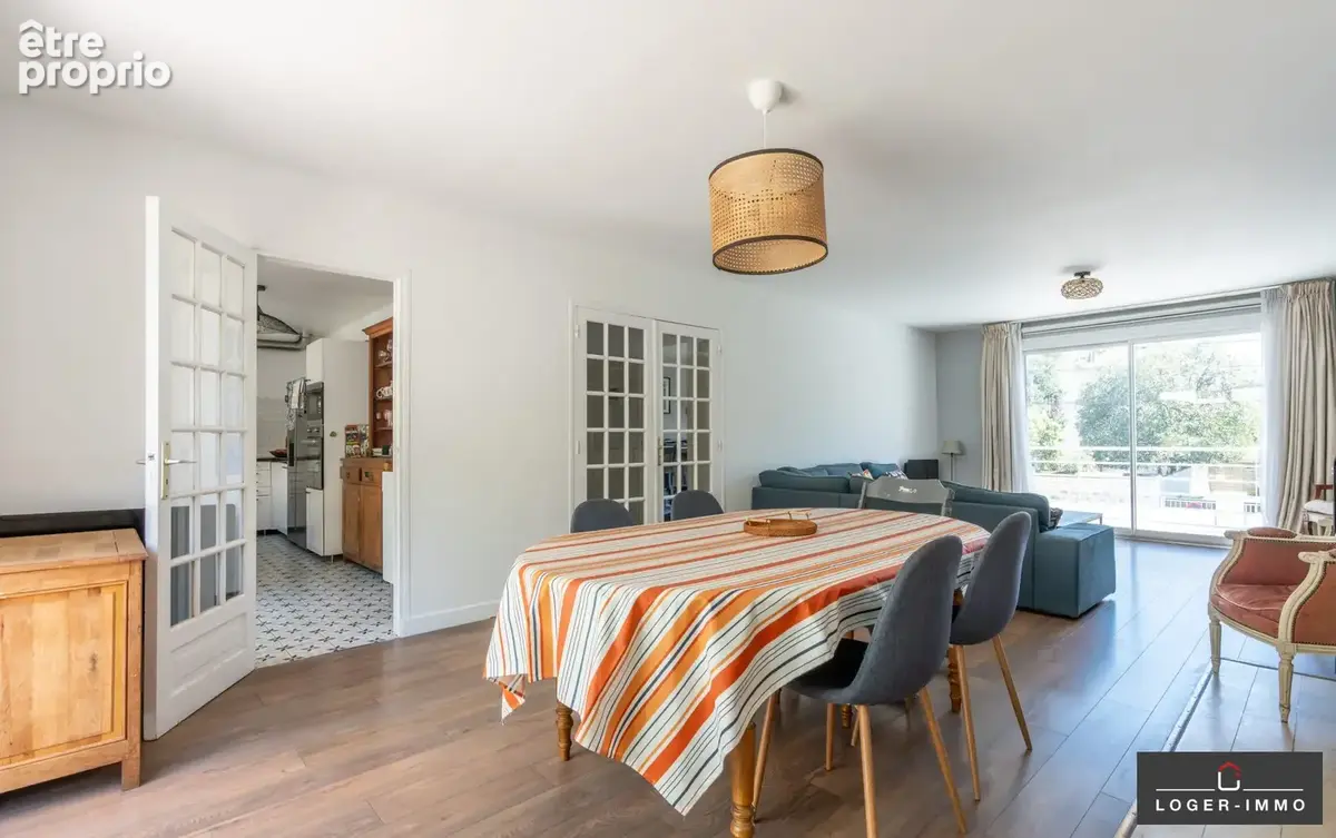 Maison 225 m² à Saint-Maur-Des-Fosses  - photo 9