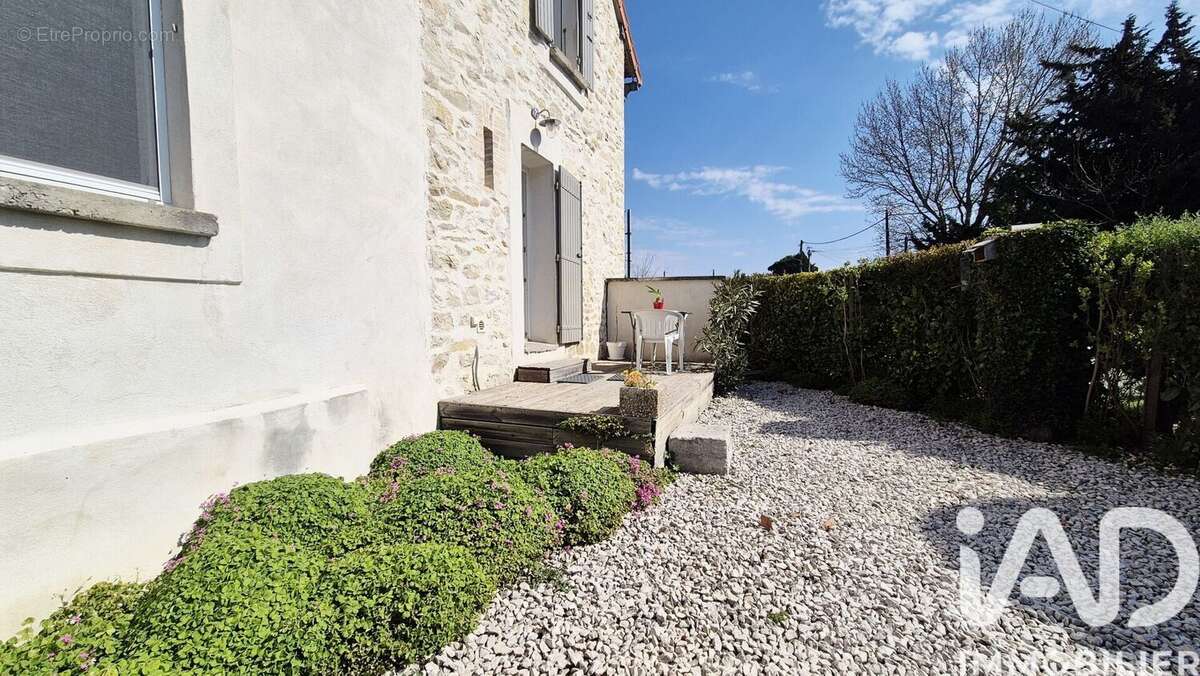 Photo 2 - Maison à LE THOR