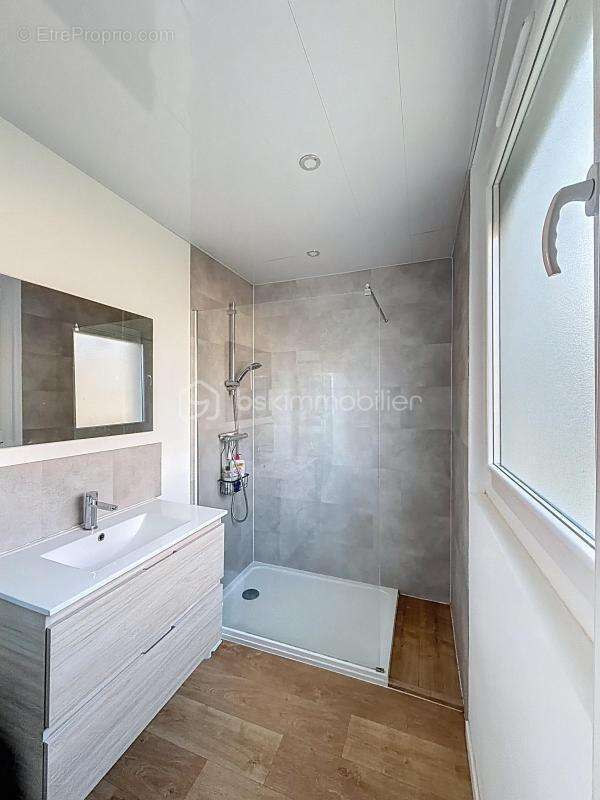 Maison à SAINT-DIVY