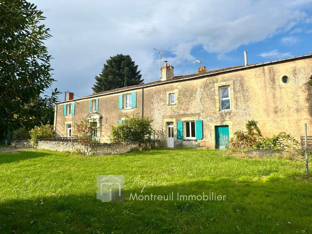 Maison à BRION-PRES-THOUET