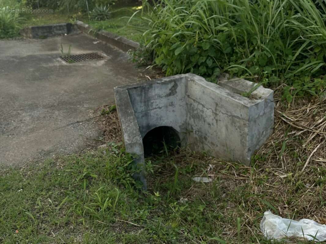 Terrain à BAIE-MAHAULT