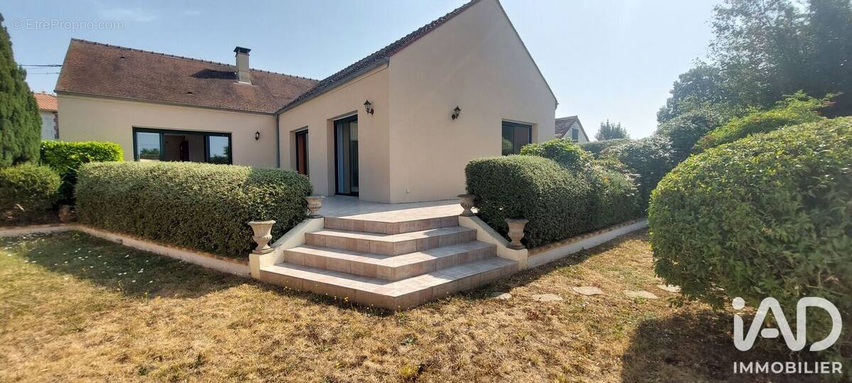 Photo 1 - Maison à MISY-SUR-YONNE