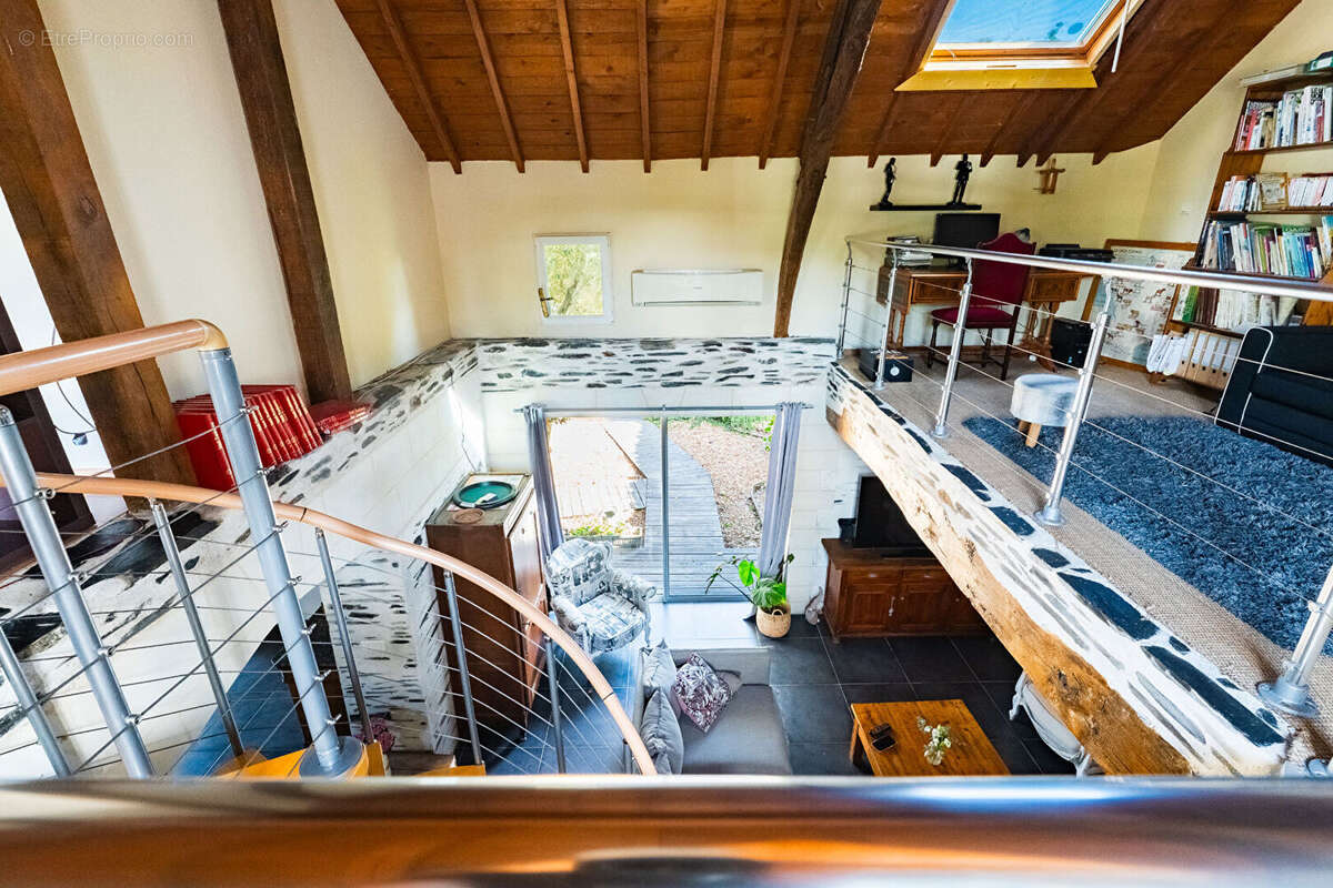 Maison à LES PONTS-DE-CE