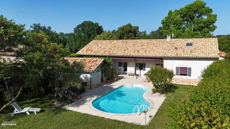 Maison à REPLONGES
