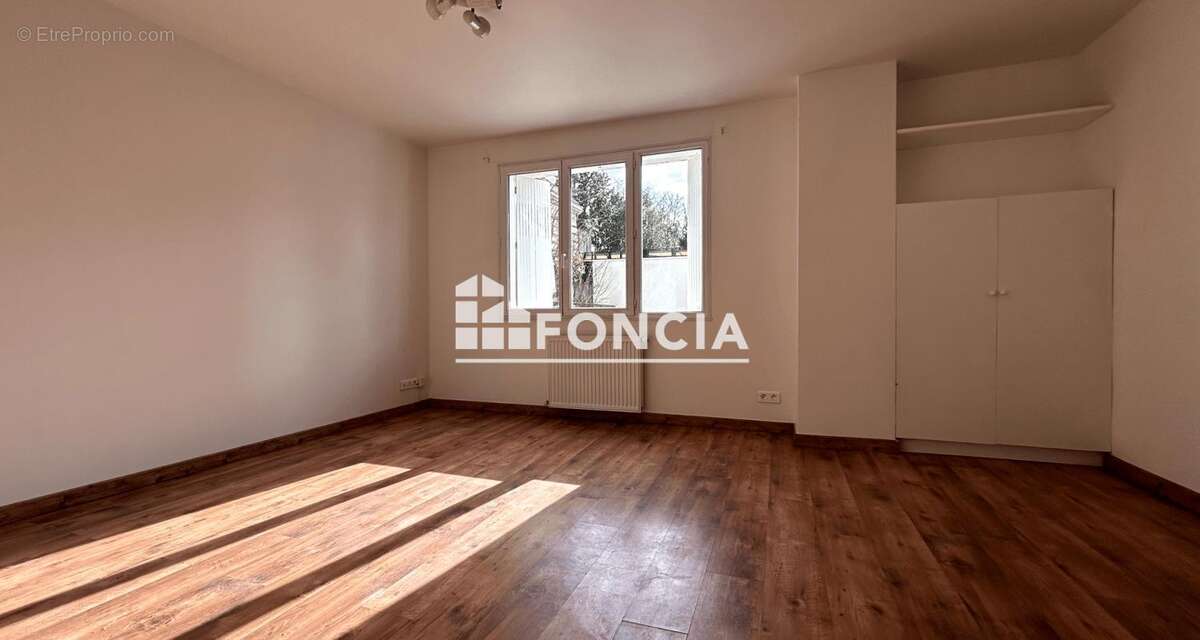 Appartement à LE BOUSCAT