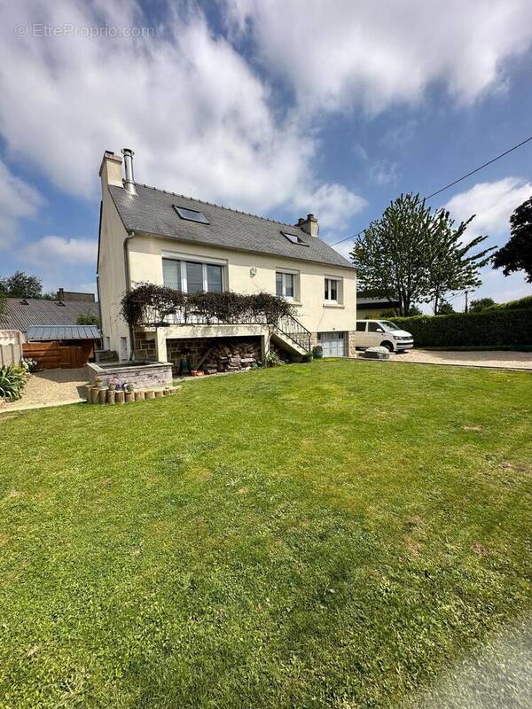 Photo 1 - Maison à PLOUGONVEN