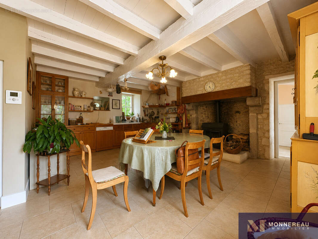 Charmante maison avec piscine et vue - photo 7