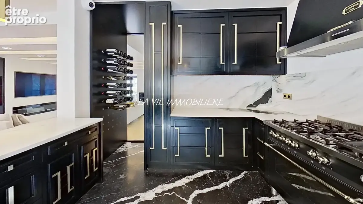 Maison 6 pièces 233 m² à vendre à Bry-Sur-Marne (94360) - photo 5