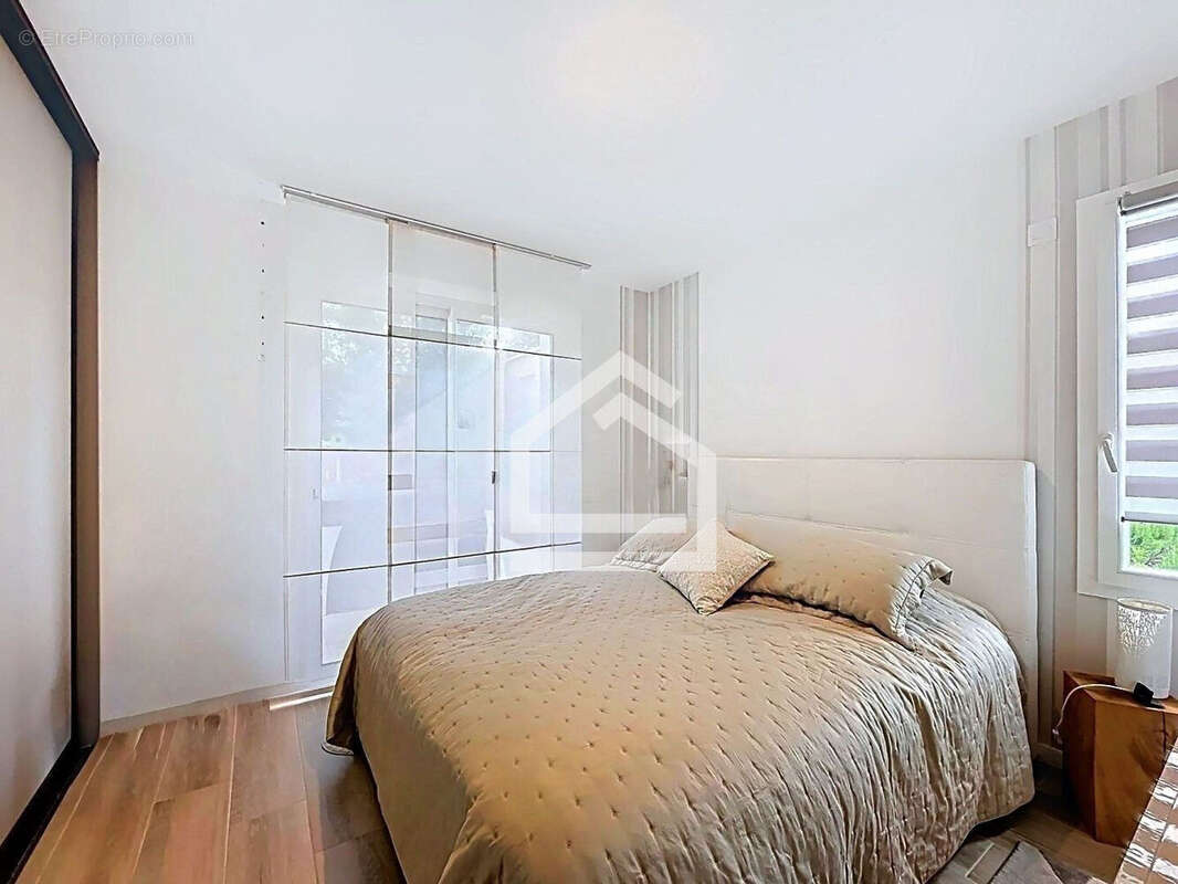 Maison à SAINT-MEDARD-EN-JALLES