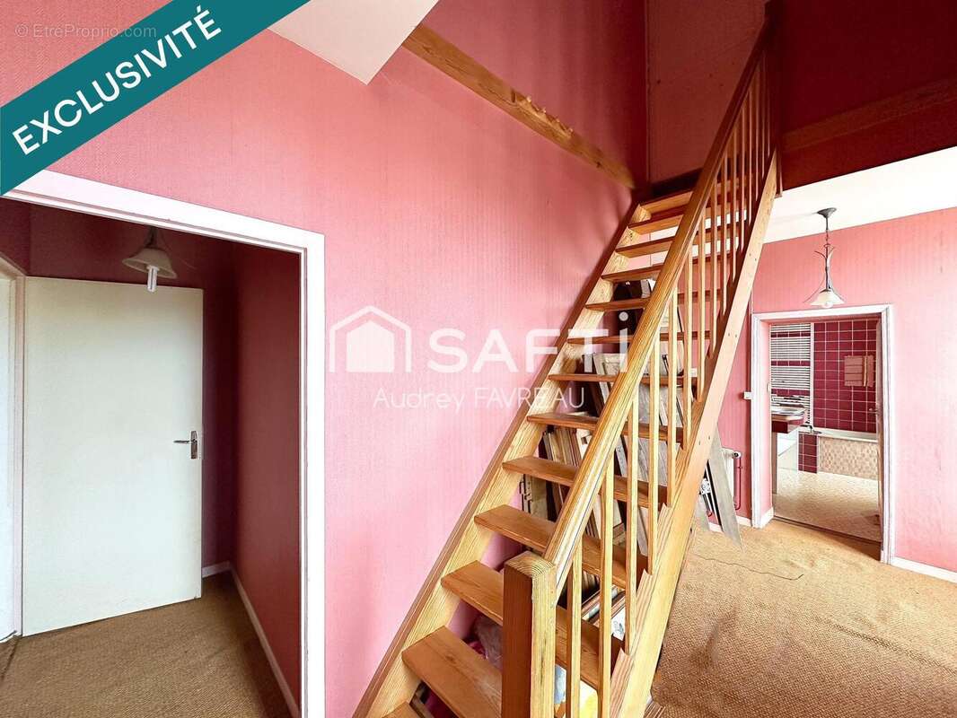 Photo 8 - Maison à VOUHE