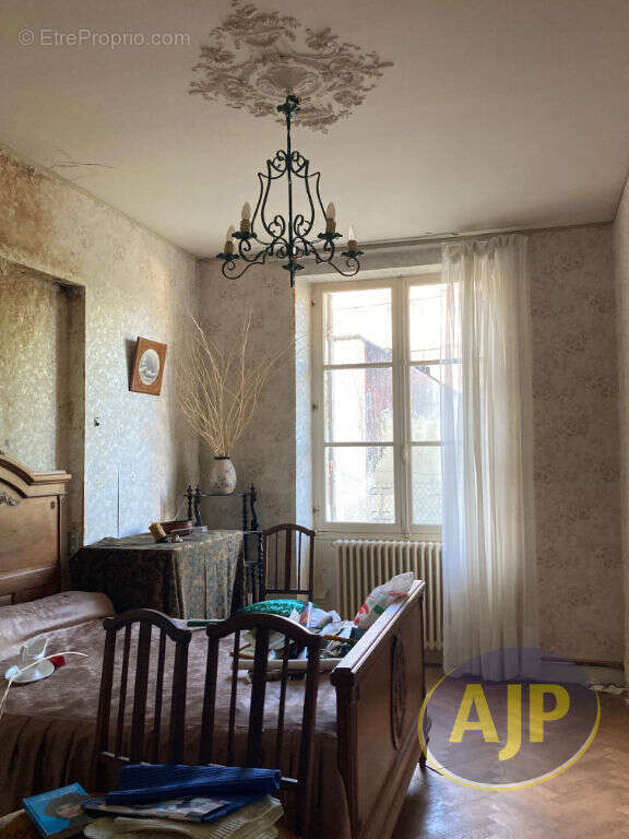 Maison à CISSAC-MEDOC