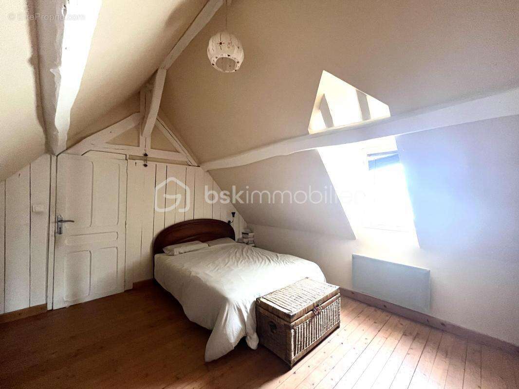 Maison à SAINT-PIERRE-DES-FLEURS