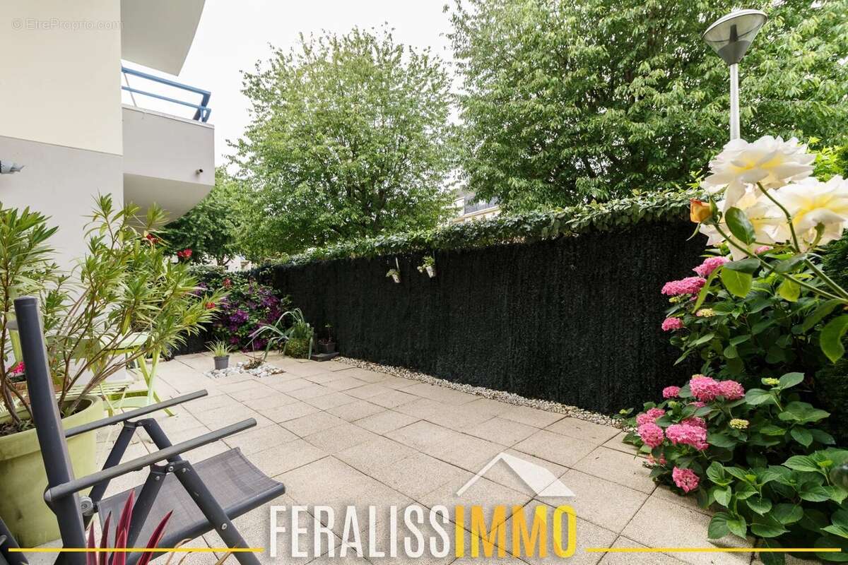 Appartement à JOUY-LE-MOUTIER