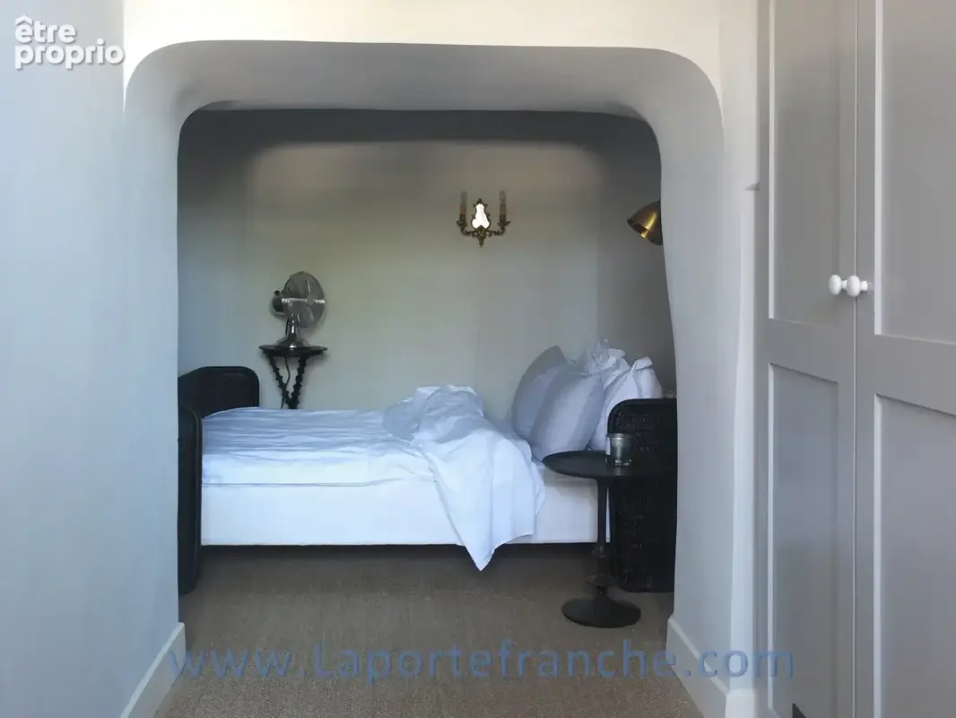 Maison de Maître   Haut-de-Cagnes   4 chambres, studio, terrasses et garage - photo 14