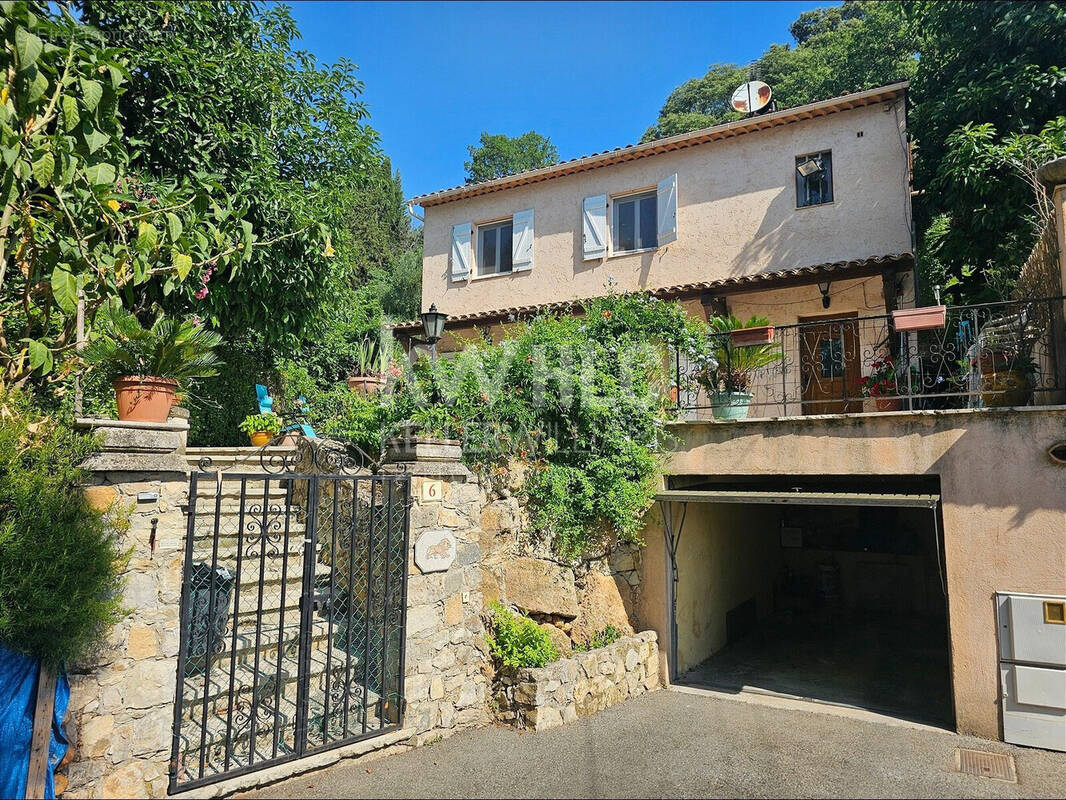 Maison à SPERACEDES