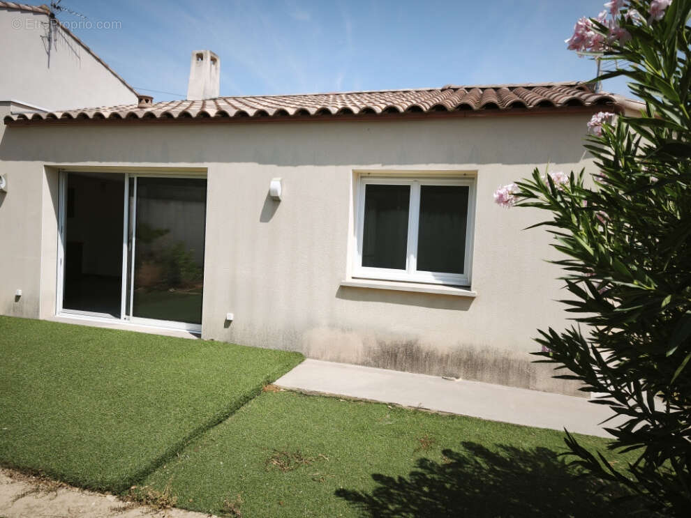 Narbonne - Villa plain  pied de type 4 (construction 2015) avec garage et parking - photo 4