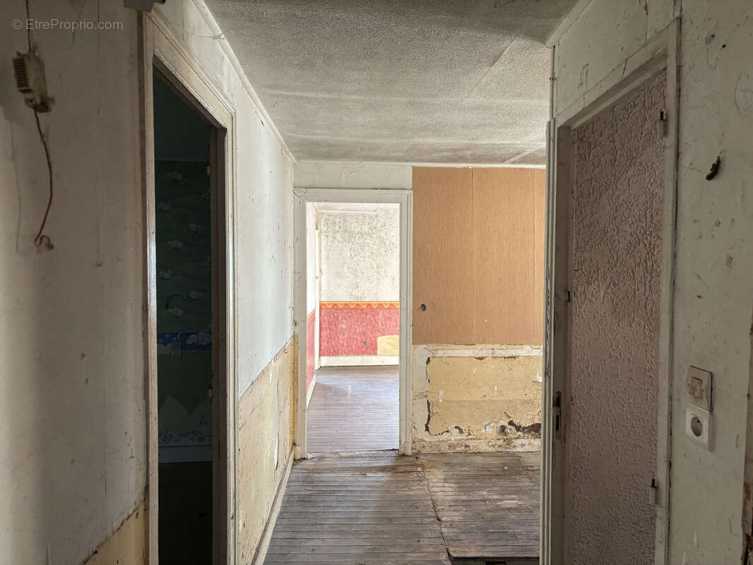 Appartement à SERMAIZE-LES-BAINS