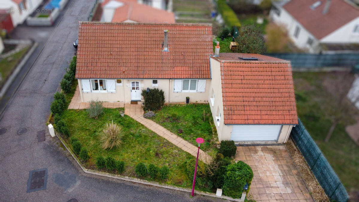 Maison à MARLY