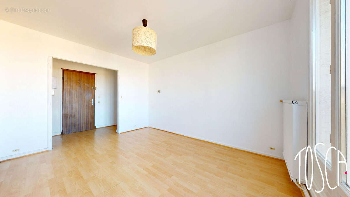 Appartement à THIAIS
