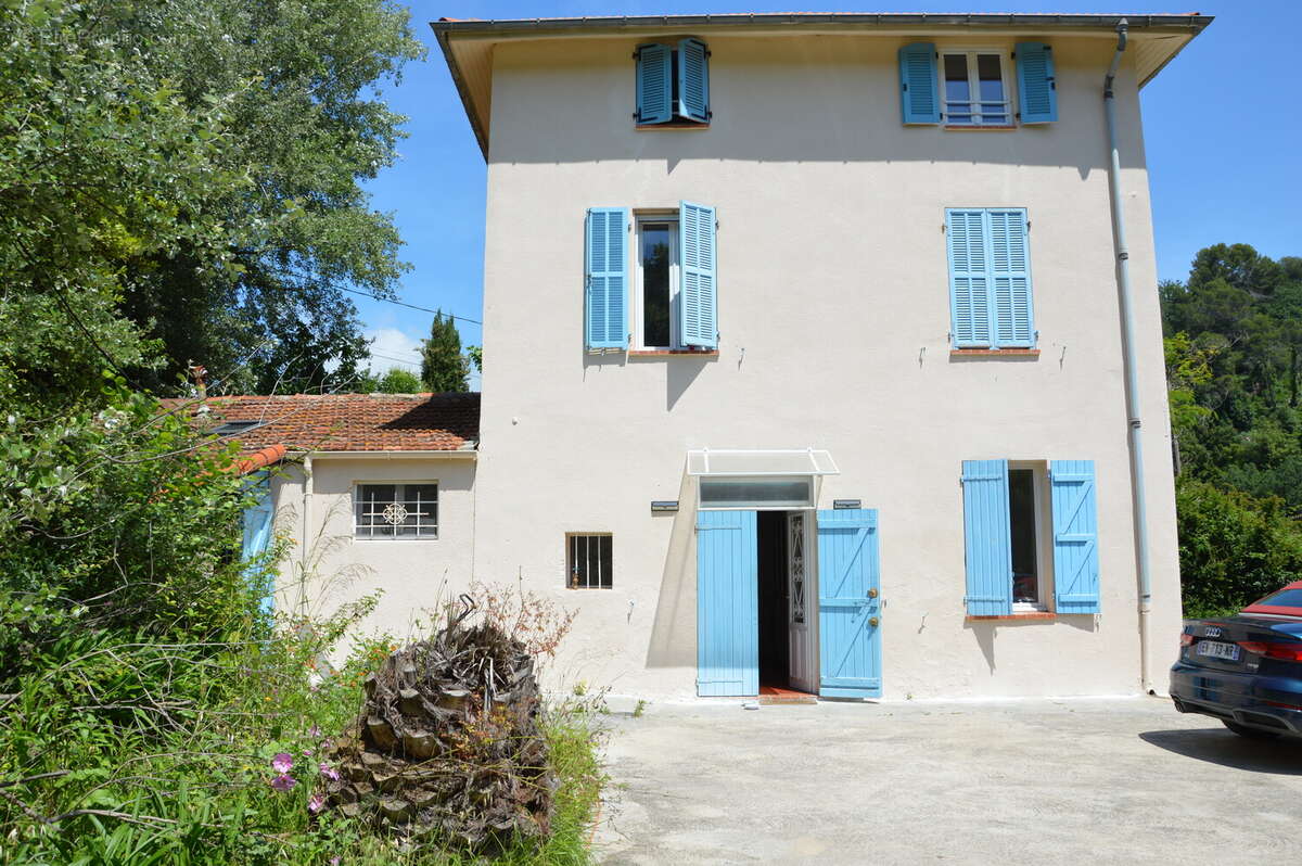 Maison à CAGNES-SUR-MER