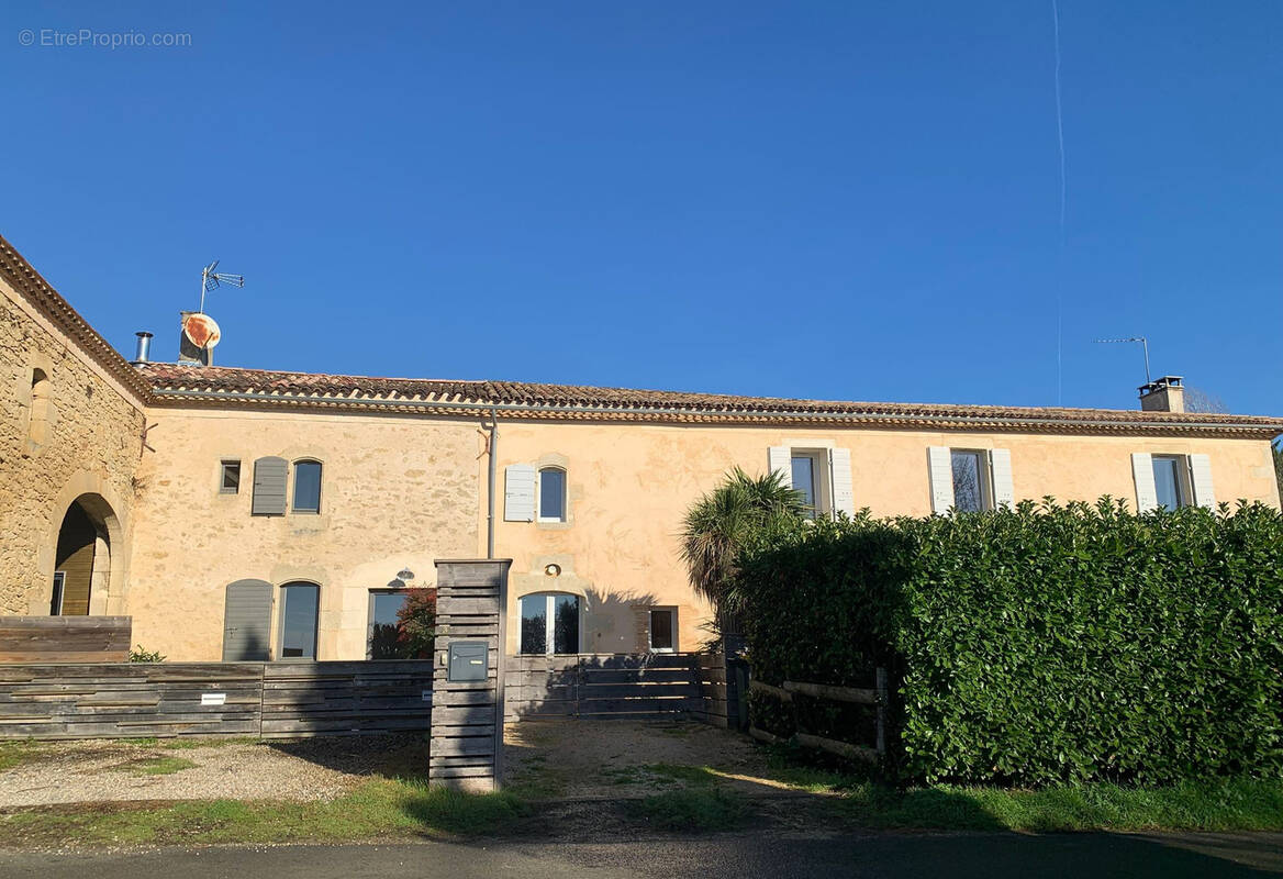 Maison à SAINT-EXUPERY