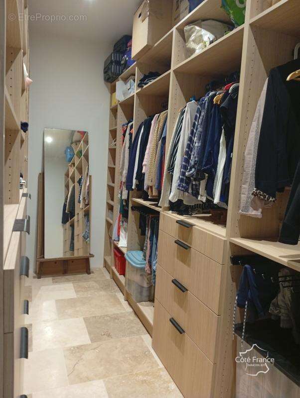 Maison à SAINT-DENIS-LES-MARTEL